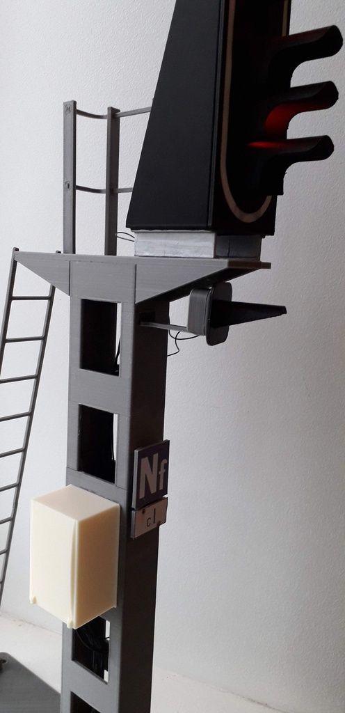 Cible C à l'échelle 1/11 sur mât lourd bas droit